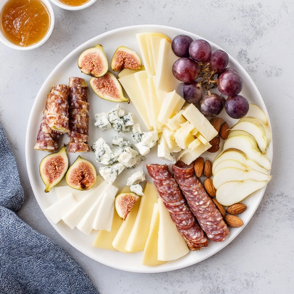 This Wine & Food Pairing Platter is arranged for an upscale wine and food tasting event.