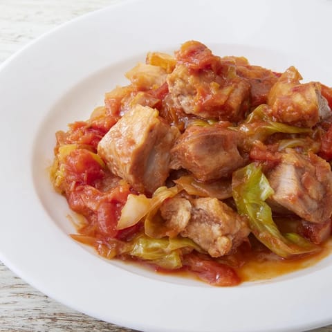 Słodka kapusta z wieprzowiną